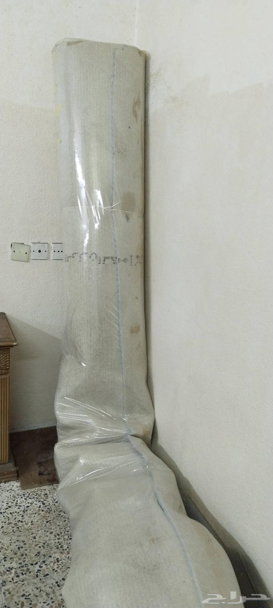 the carpet very good quality.64590557879298113