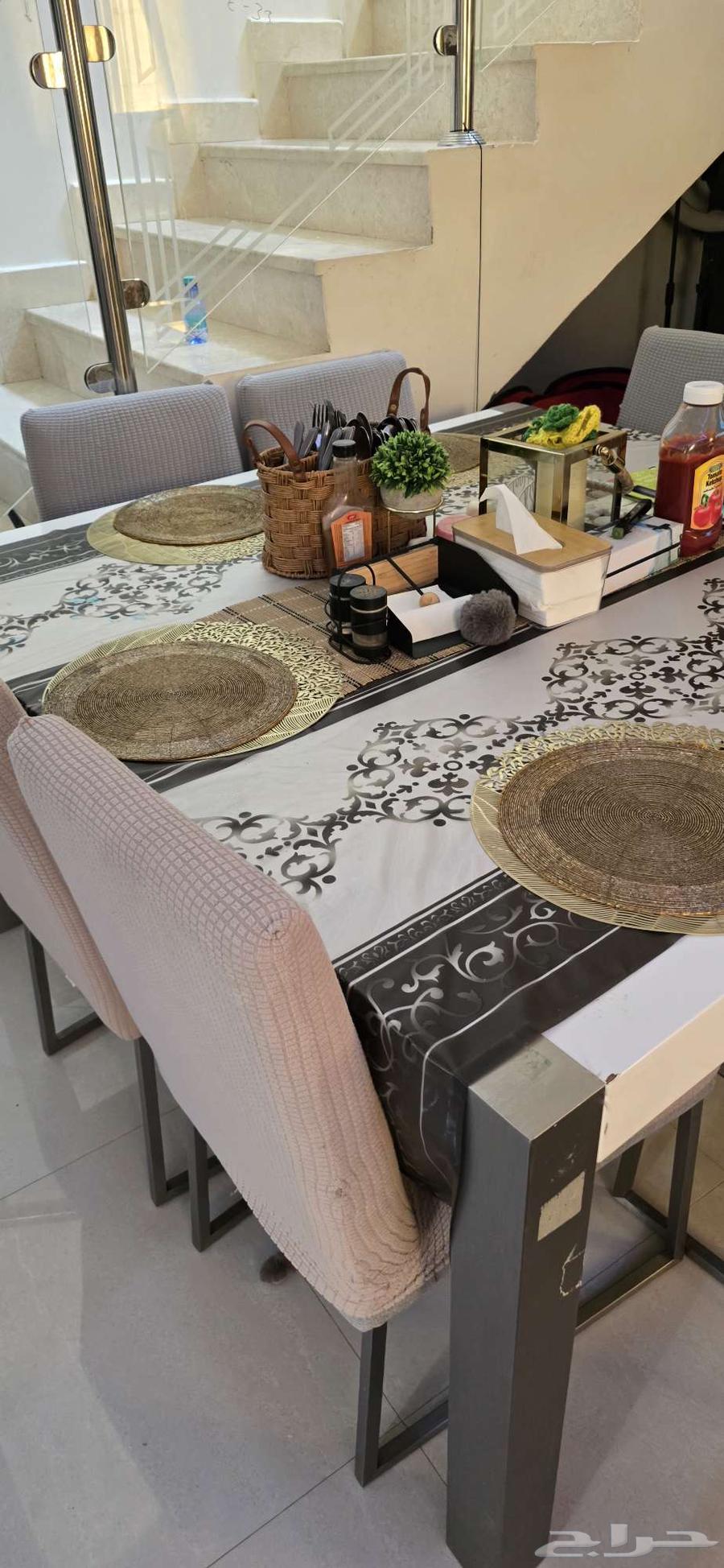 طاولة طعام لـ 8 أشخاص مع كراسي64590655421698114