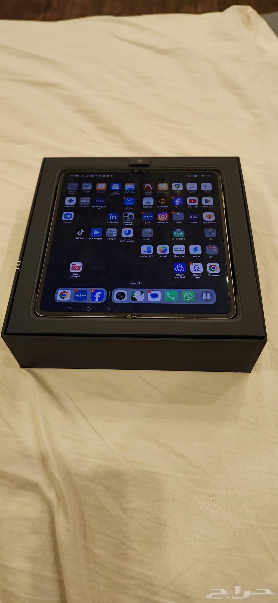 رابغ Honor Magic V5 هونر ماجيك64595058930947114