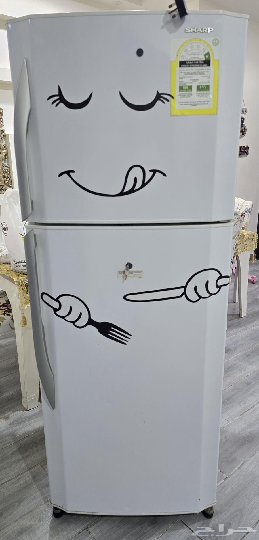 ثلاجة شارب للبيع64590606458243110