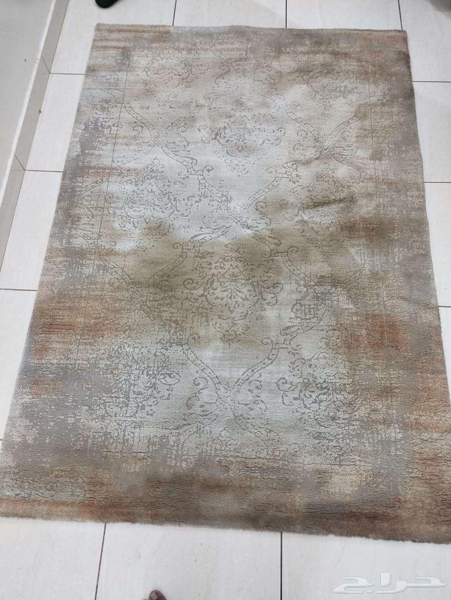 سجادة ( فرشة ) اللون ابيض ابو بيج المقاس 170 X 116 الح64588298094339110