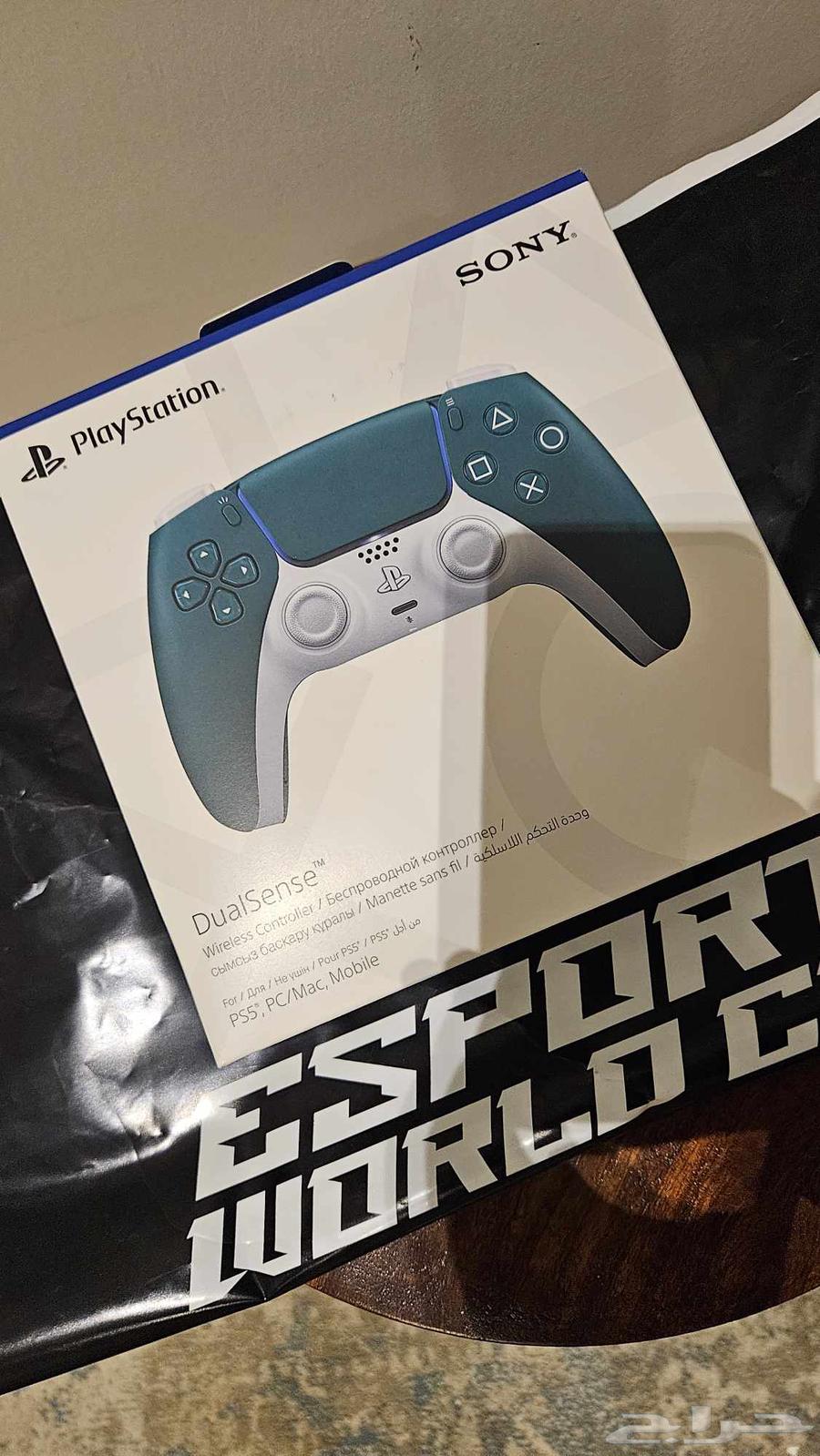 يد بلاستيشن الجوهرة الخضراء64597336128769111