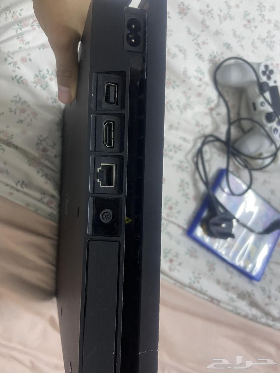 سوني فور للبيع مع شريط قراند 5 نضيف جدا64596931934083111