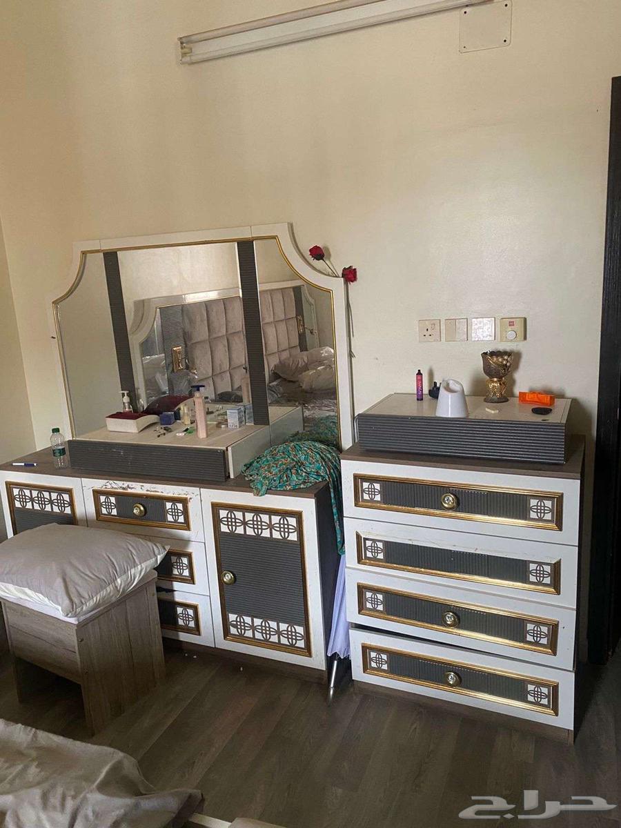 للبيع غرف نوم ومجالس مستخدم شبه جديد64596760401539110