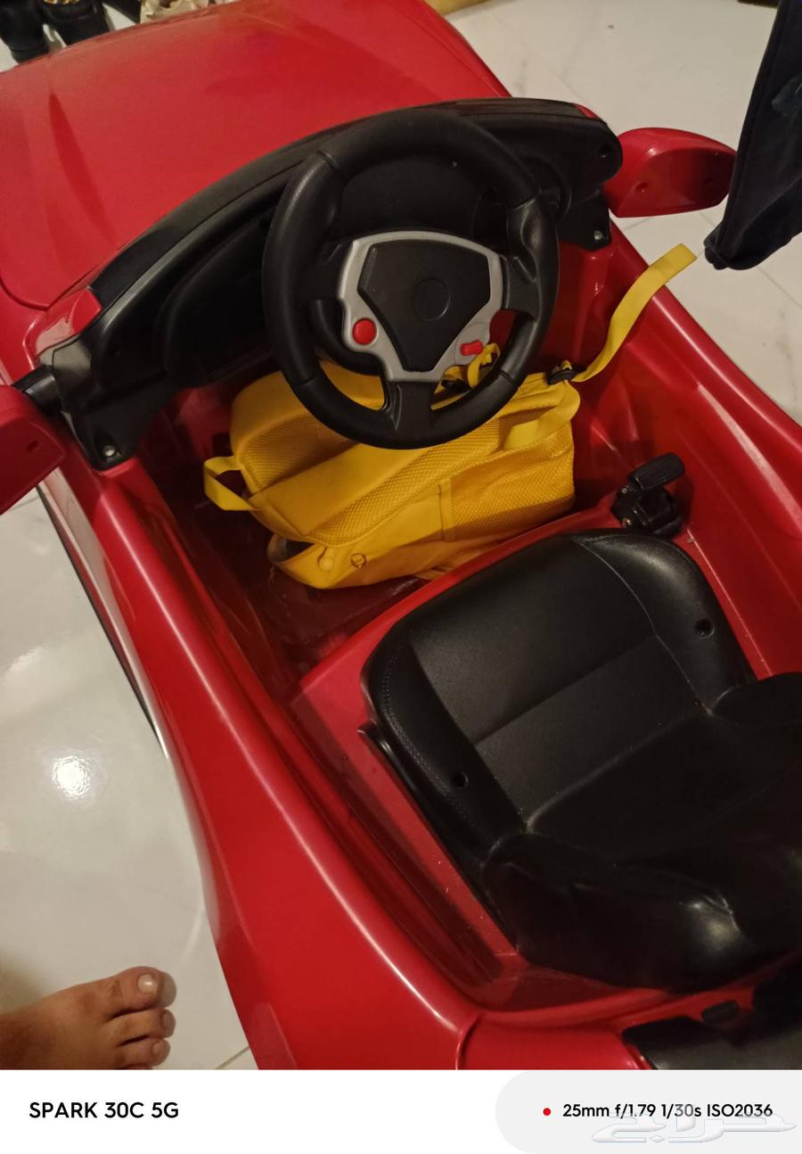 سيارة اطفال فراري للبيع انا خذته 1000ريال64597311175939113