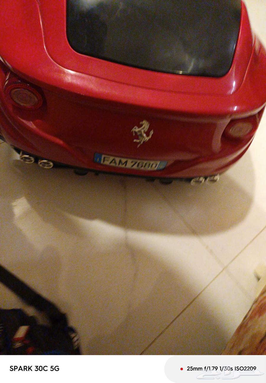 سيارة اطفال فراري للبيع انا خذته 1000ريال64597311175939112