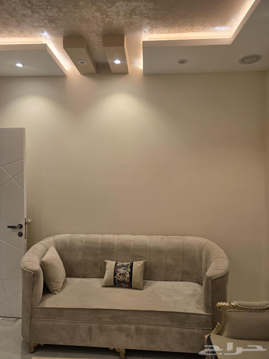 كنب لا البيع نظيف كلشي معاه معدا الصورة حدي فيه 500064598081819011111