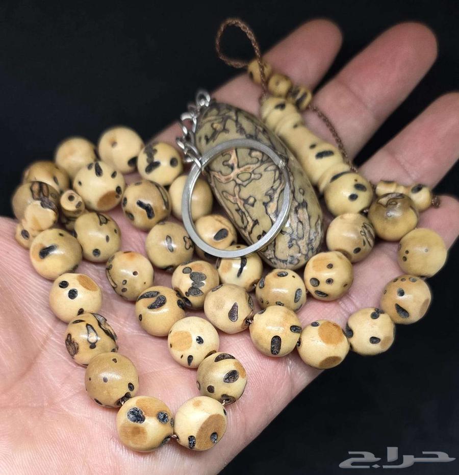 سبحة و ميدالية ثمرة عود الصليب المغربي64597372967171110