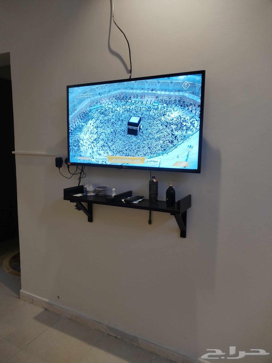 طاوله طعام سرير كبير... شاشه مع ريسيفر64597899530754112