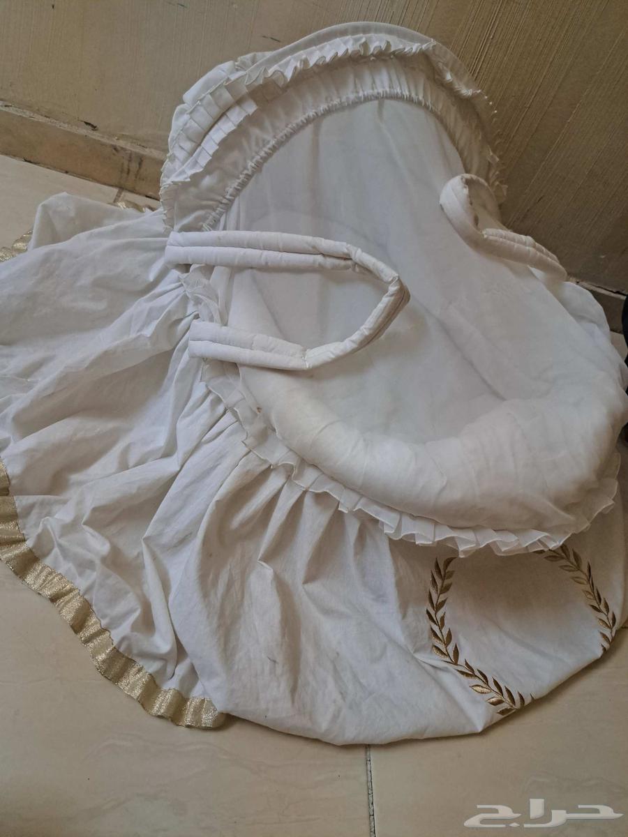 كنب تركي للبيع 4 قطع كلهم صندوق وكلهم يصبحو سرير64598081844865114