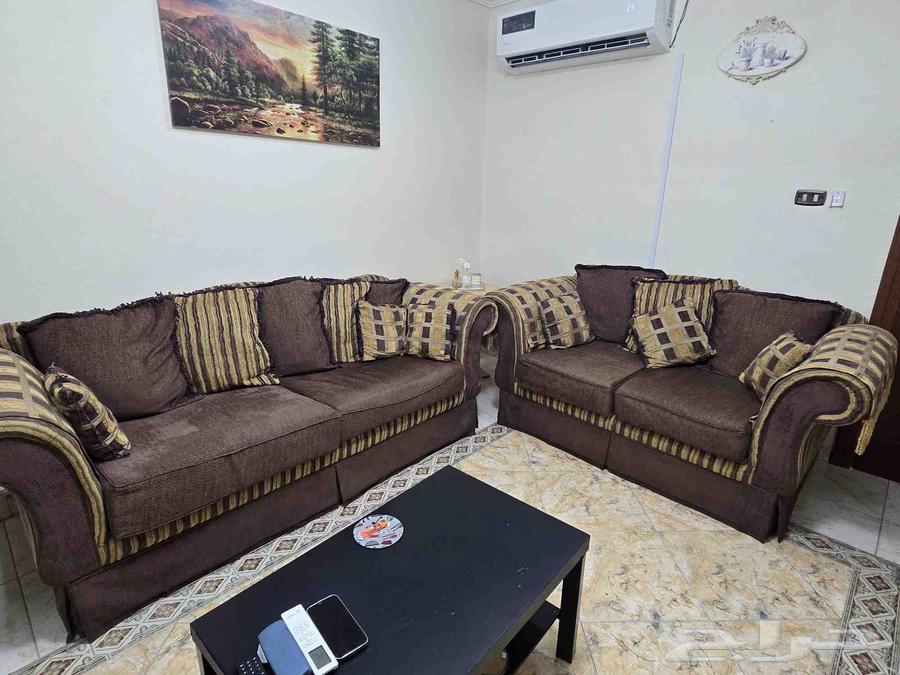 Turkish sofa in excellent condition64596870767107111