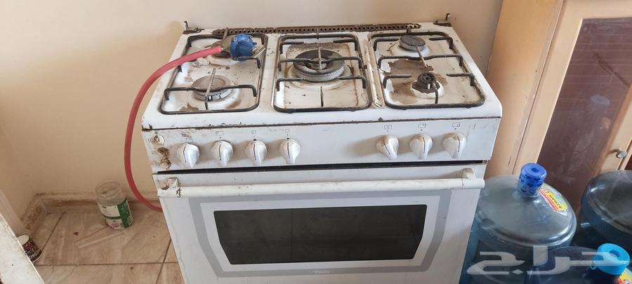 بوتاجاز 5 شعله ممتاز قديم لكن جاهز للعمل يحتاج فقط تنظيف64598191190915111