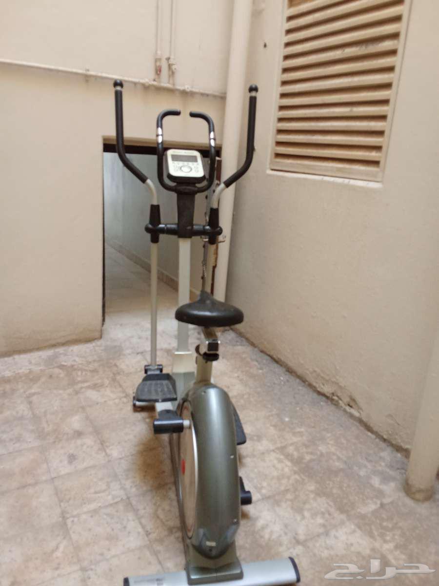 سير للبيع كهربائي مشتريه من الفالح ب 2300 ما في له ولا شي64598929684226113