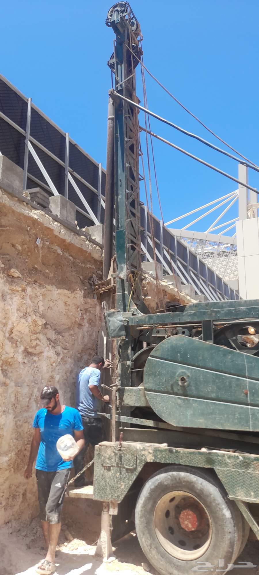 Artesian well drilling, wall reinforcement and dewatering works64158373775235111