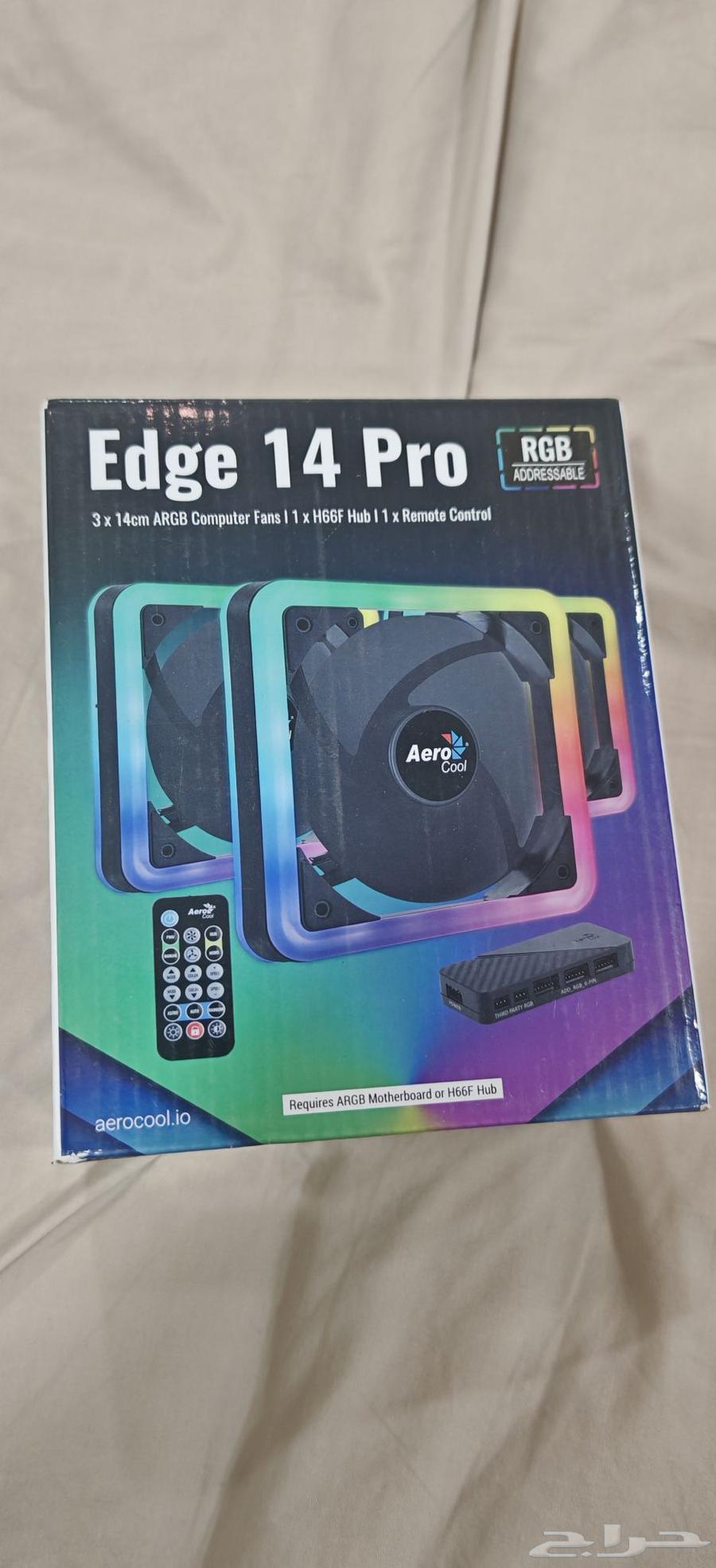 PC fans with RGB and remote control64596980913538110