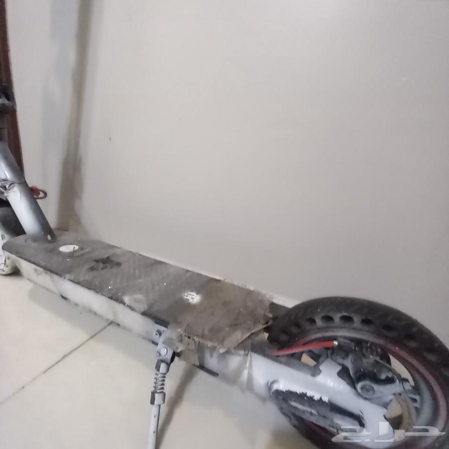 سكوتر تالف تقدر تستفيد منه ب أشياء كثيره .64597041684226110