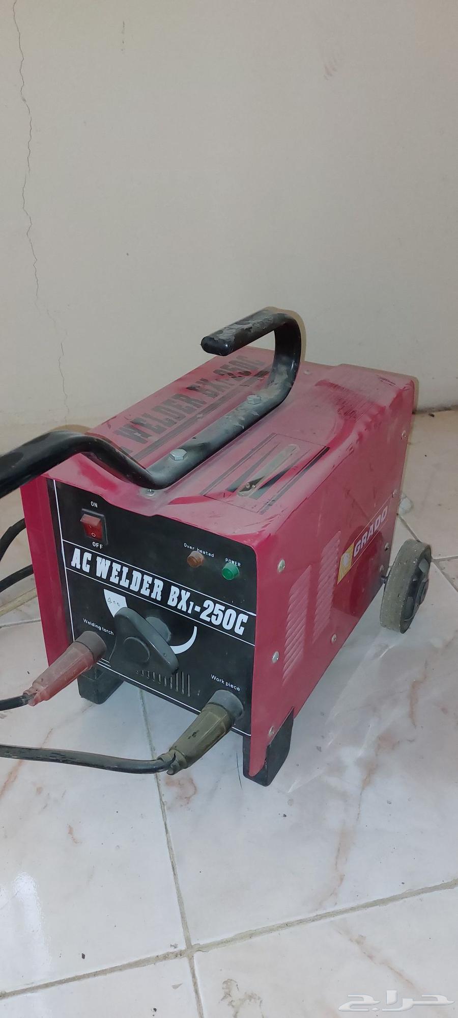 للبيع مكينة لحام Grado64607731848706110