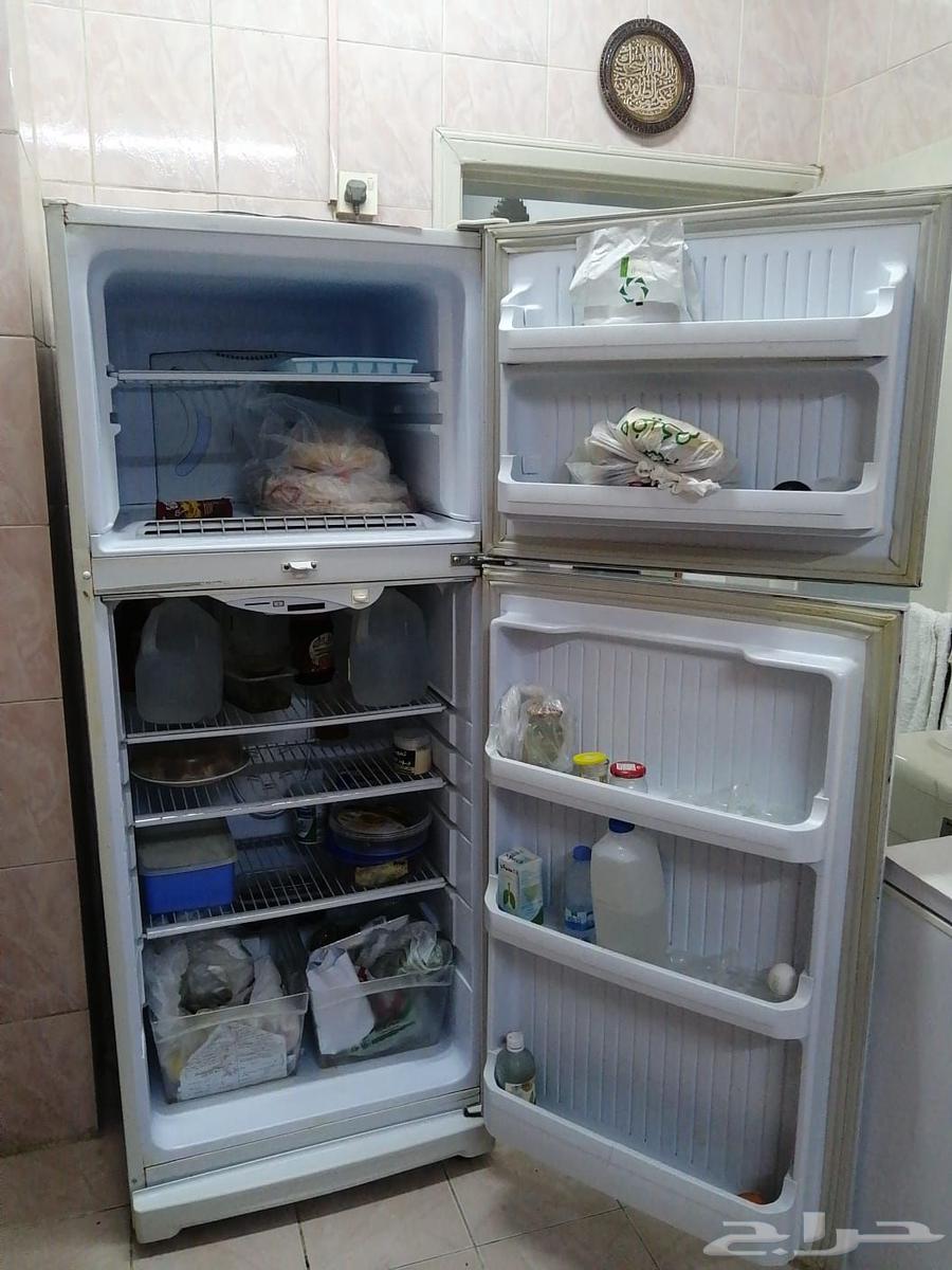 للبيع مطبخ و أغراض مطبخ64614272857985111