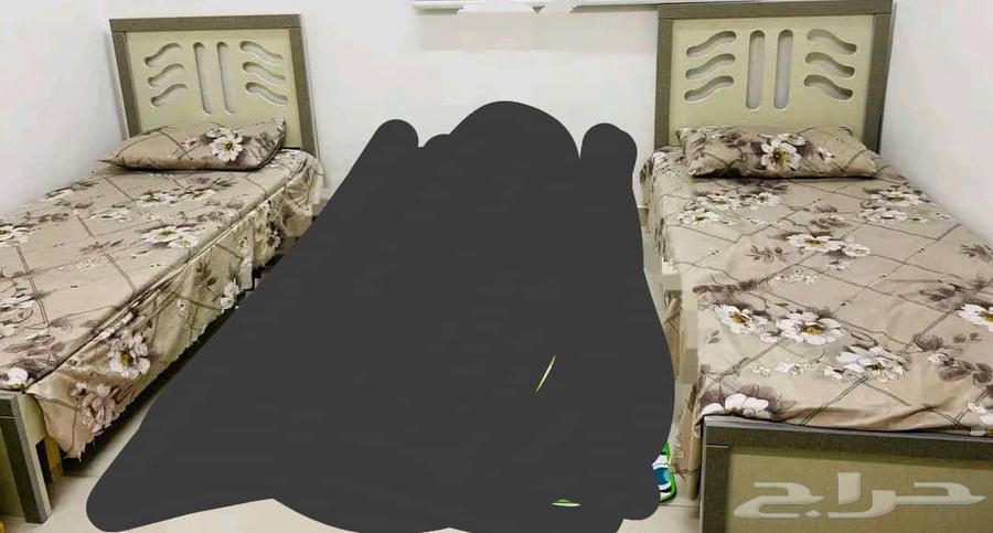 4كنب وسريرين بالمراتب بحااله جيده64610592055426113