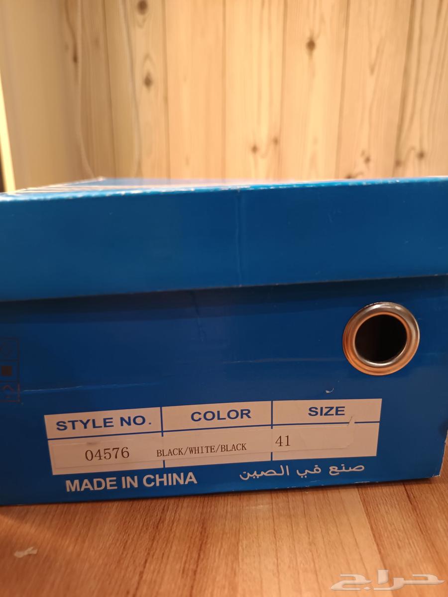 جزمة adidas سامبا جديده وبجوده عالية .64616054182019111