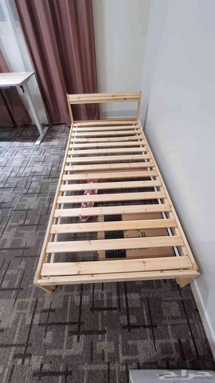 سرير نادين Neiden من ايكيا Ikea64614720351107110