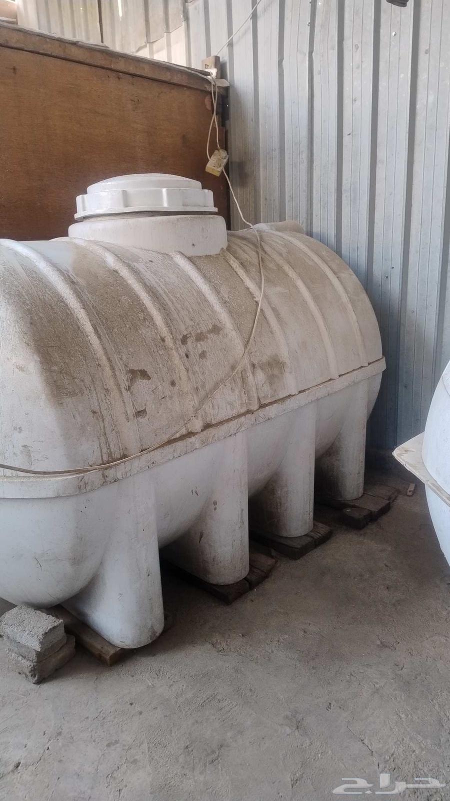 برميل فايبر وثلاجه وفريزر وزنك حديد للبيع64614769810561110