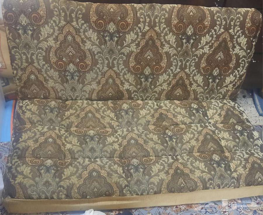 مجلس أرضي لون بني وبيج سعر 100ريال64616261926915111