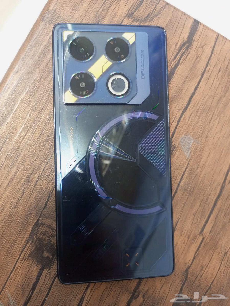 الهاتف للبيع مستخدم نضيف64612388242947113