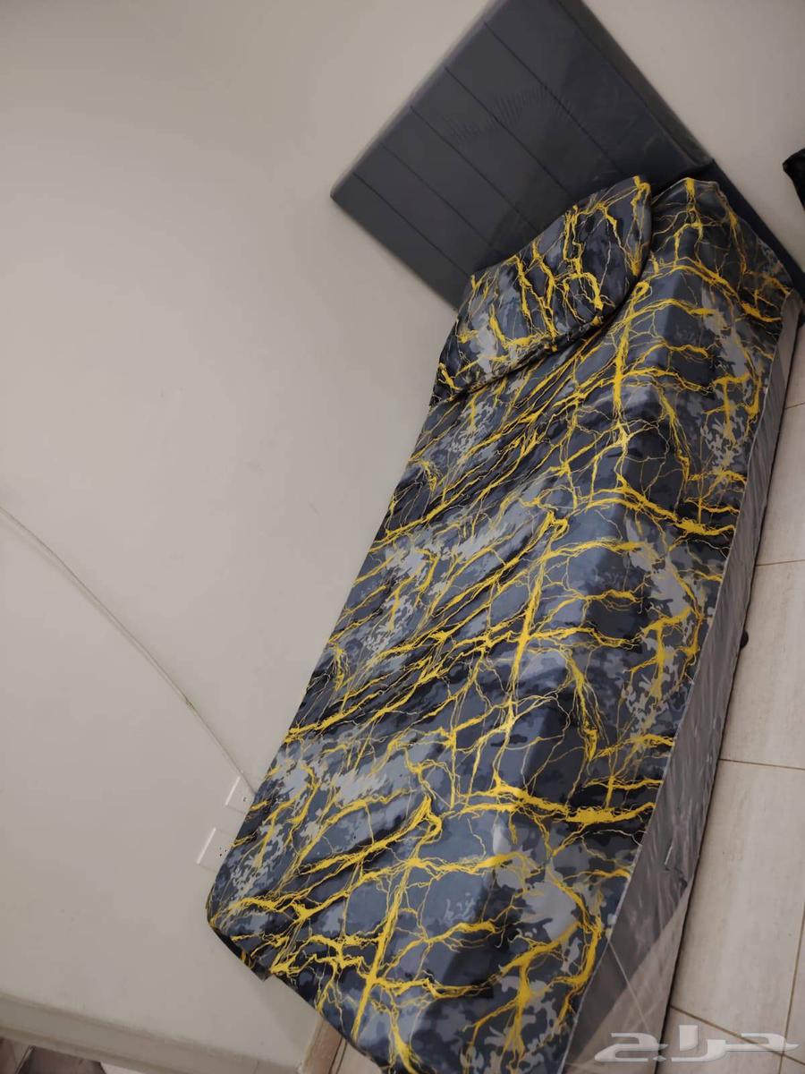 جوز سريرين نفر واحد ومكيف ودولاب.64607209396737110