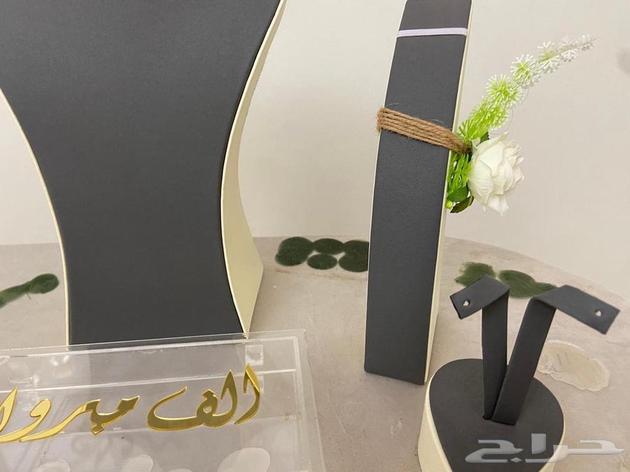 ستاند ملكة او عربة ملكة64609822047747111