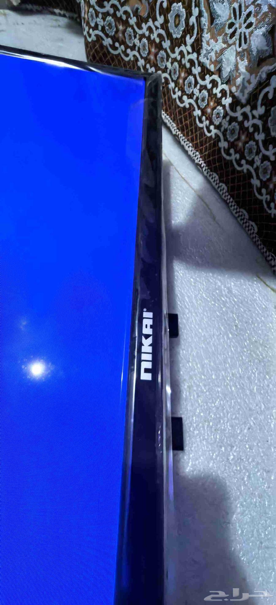 32-inch screen, brand new, used for less than a week, asking price 25064613642931330111