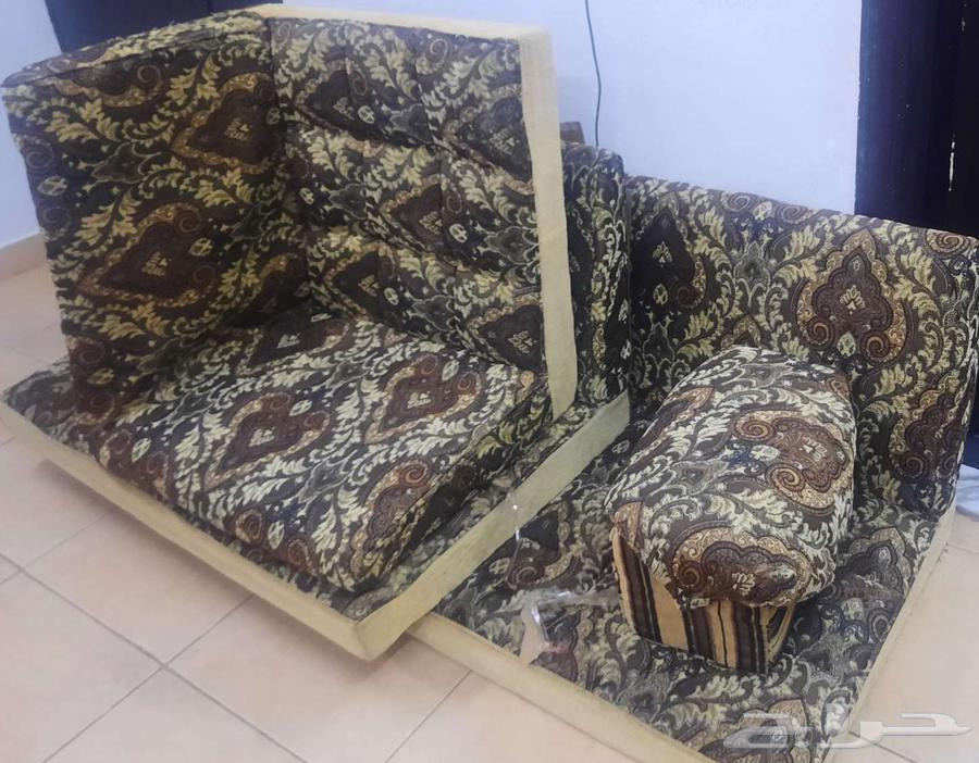 مجلس أرضي لون بني وبيج سعر 100ريال64616261926915112