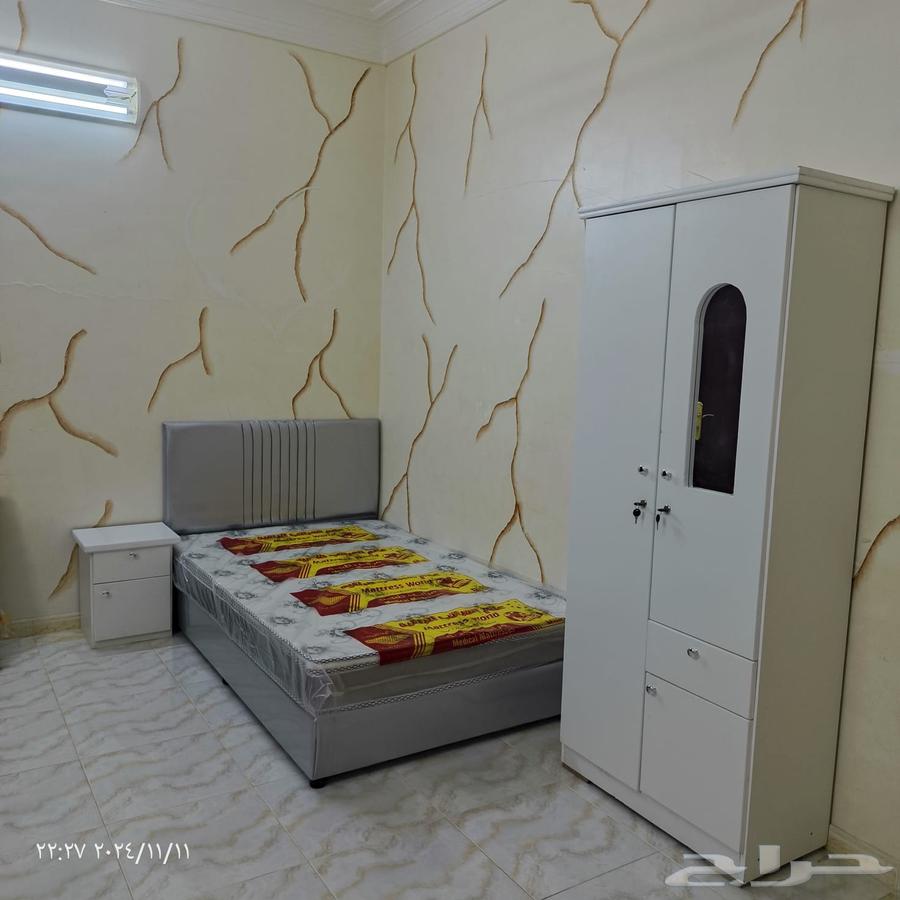 Single and One-and-a-Half Person Rooms 6 Pieces64610007782018111