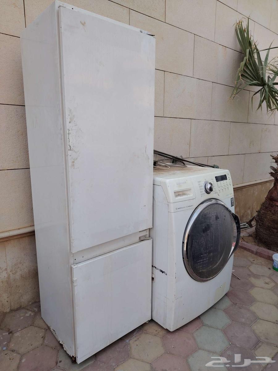 ثلاجه وغساله مطلوب فيها 250 ريال الكهرباء 22064608391569154113