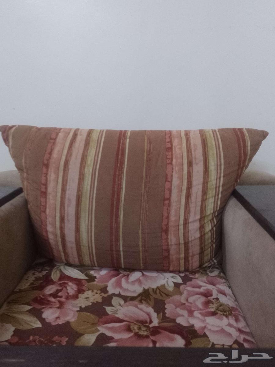 أثاث للبيع دولاب ملابس وسط كمدينا ايطالي تسريحه بيشة الحميمه64609348980355110