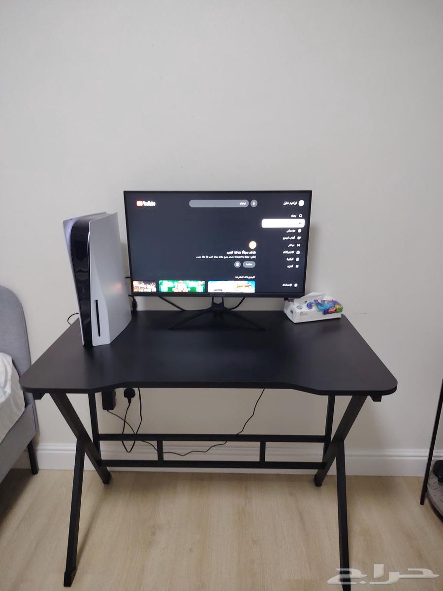 طاوله حرف K استعمال مده قصيره جدا واستعمال نظيف مافيها خدشات64615016597505110