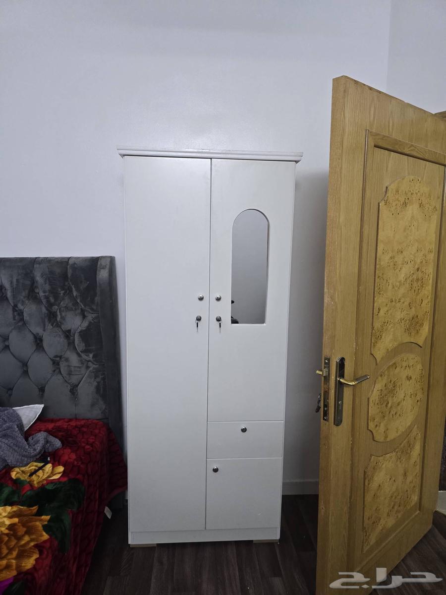 دولاب ملابس خشب بابين الون الابيض و بني جديد64609673151875112