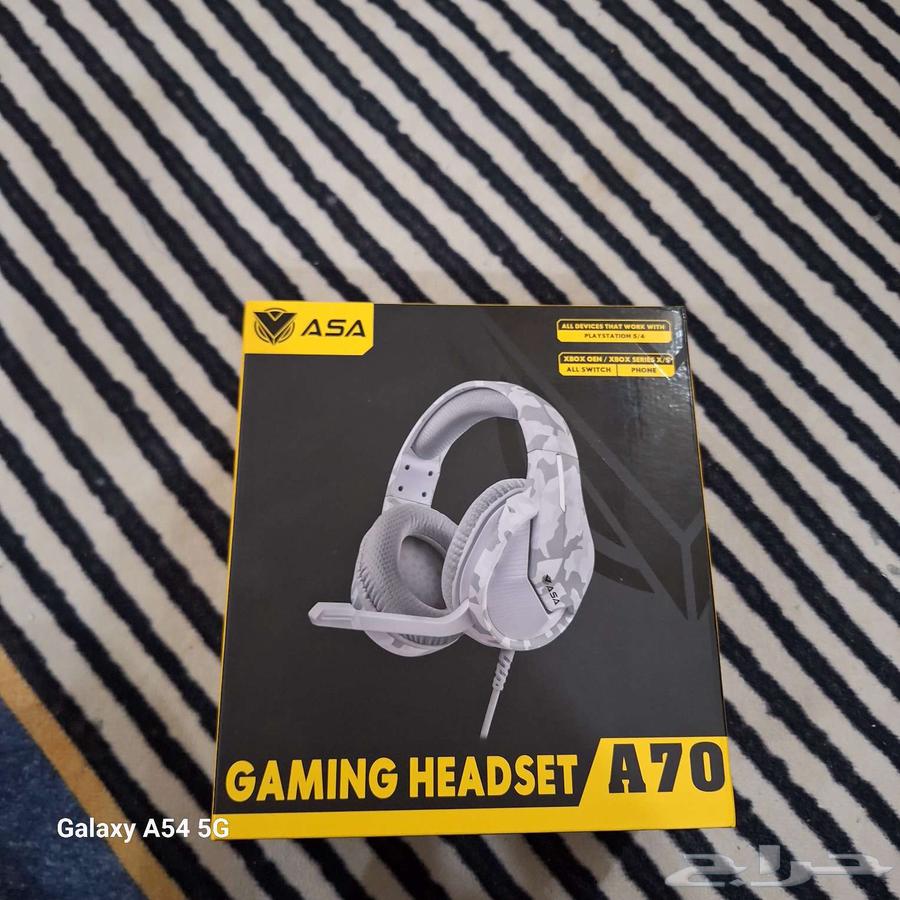 Gaming headset for sale, price 150 because I bought it for 300, interested parties please contact64610157281026112