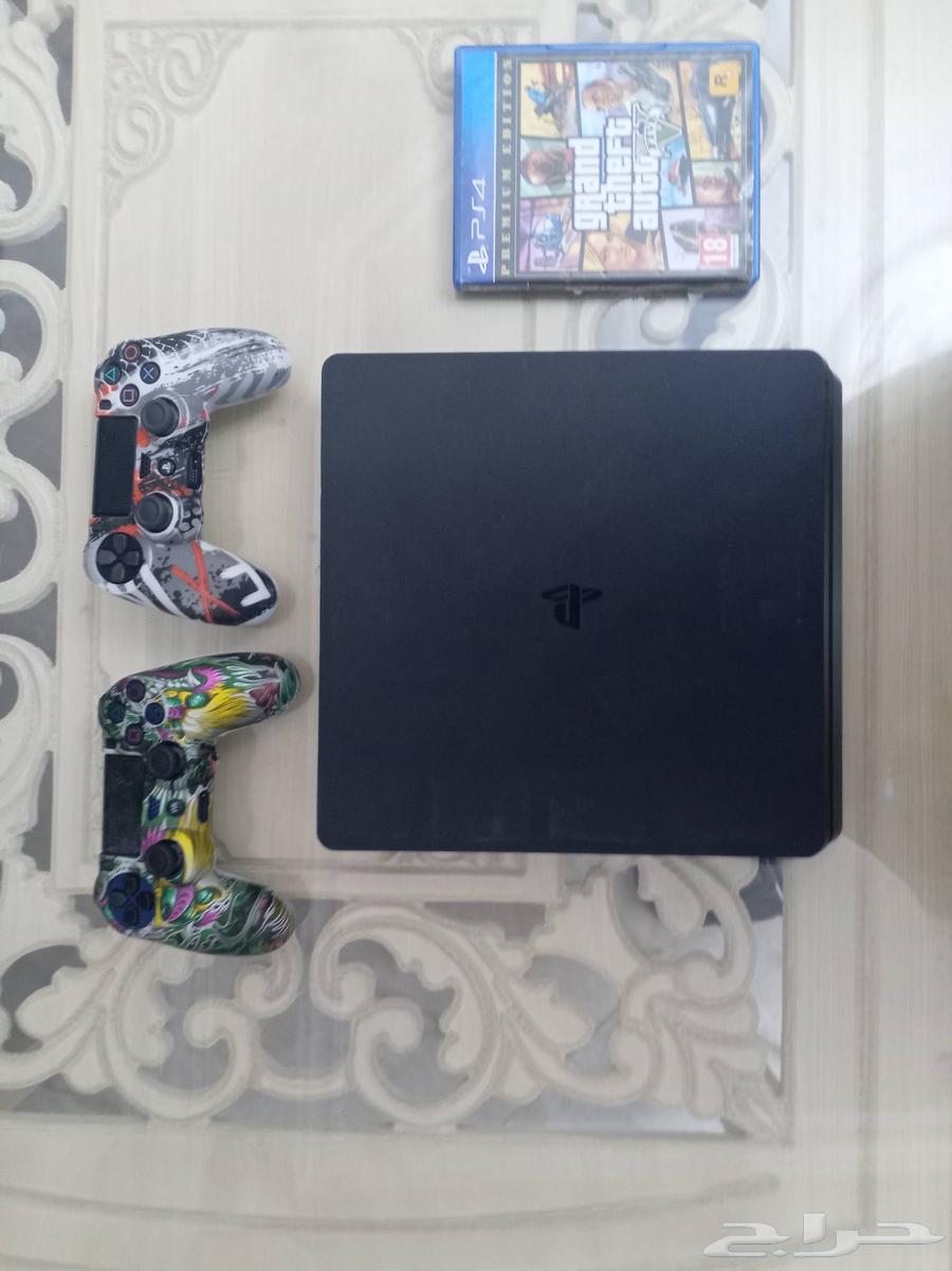 بلاستيشن فور جديد إستعمال شهر  وسبب البيع أحتاج الفلوس64606247938434113