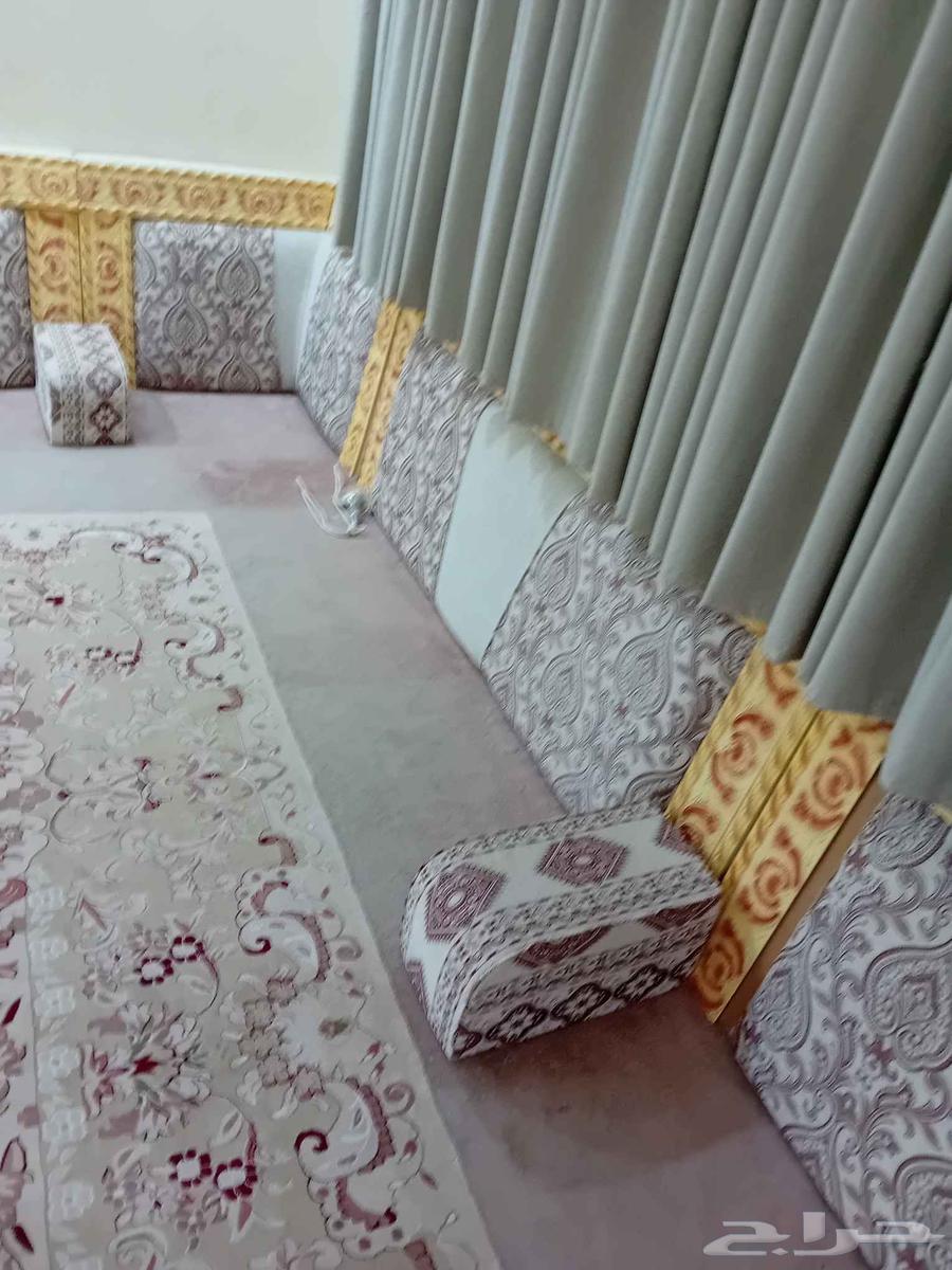 Ground-floor Majlis with Display Area and Majlis Seats for Sale64611380310403111