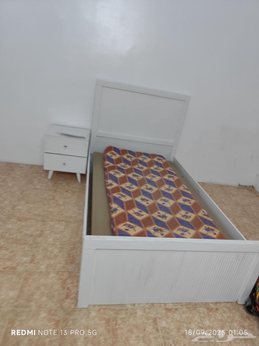 Fouguo installation or new partition room, room divider door, partition for anything, service available64611179605379112