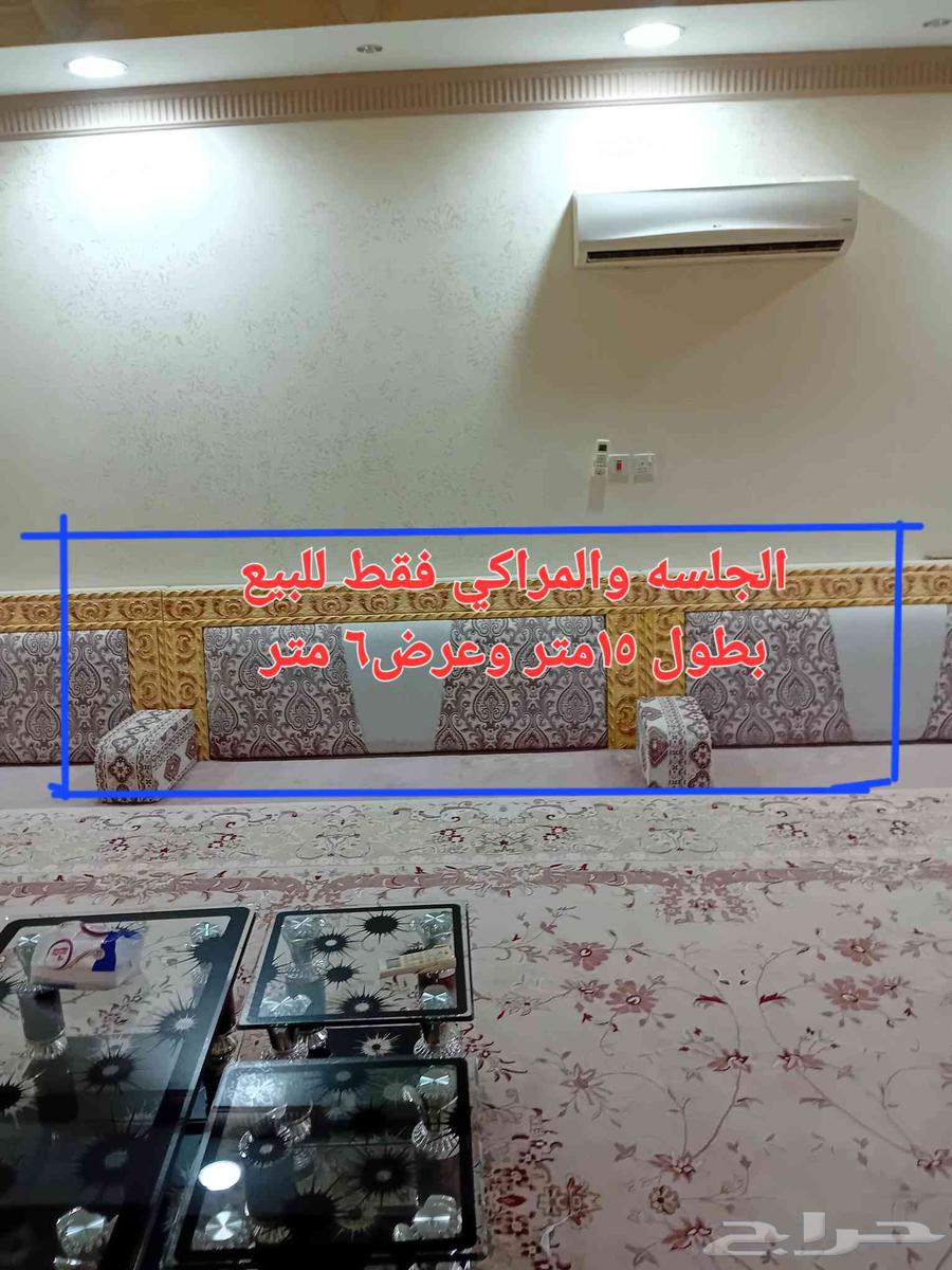 Ground-floor Majlis with Display Area and Majlis Seats for Sale64611380310403112