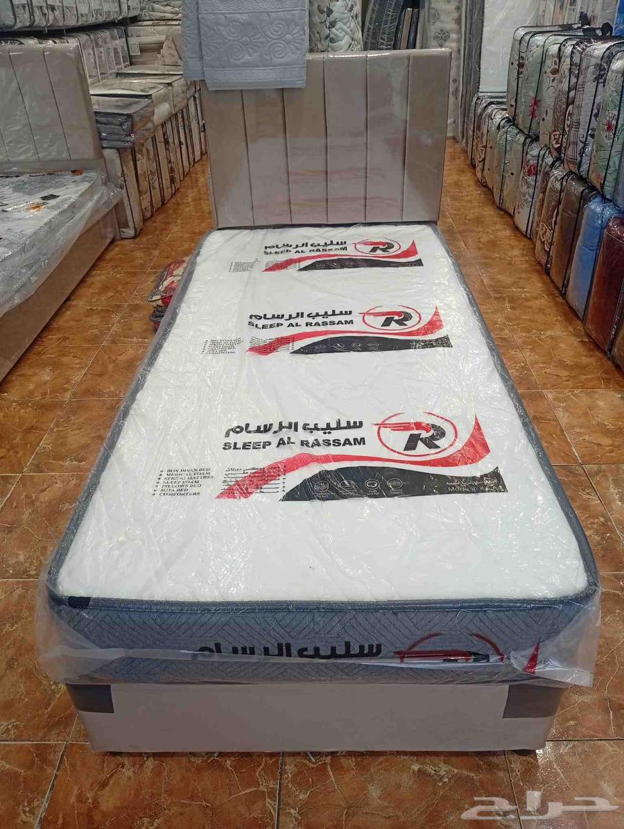 سرير نفر واحد ما مرتبه في موجود جديد64612363351041111