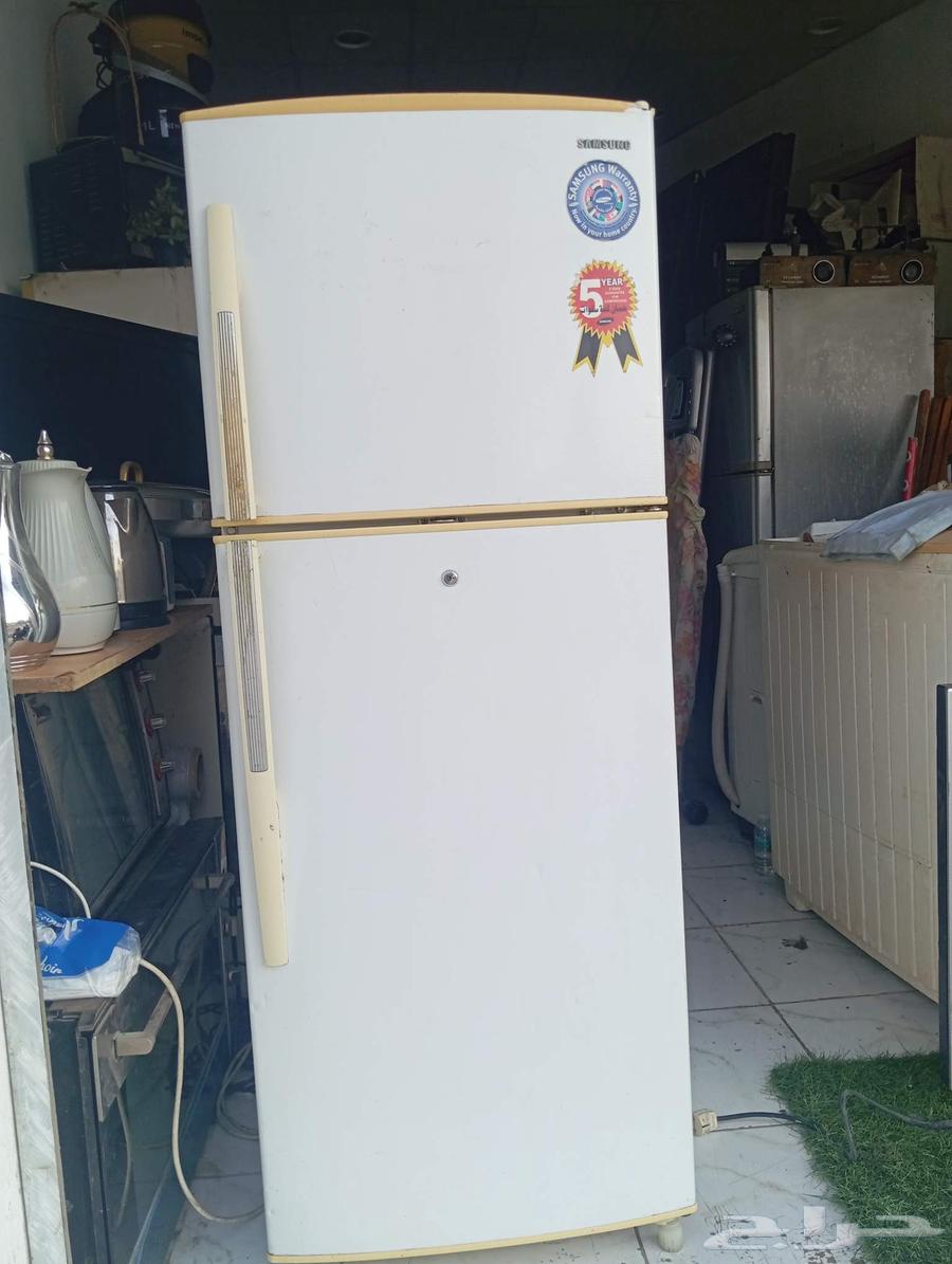 السلام عليكم يوجد ثلاجه نضيفه و فليزر نضيف مره64611854727939110