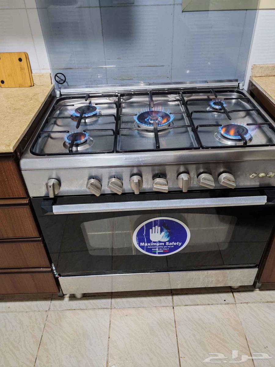 بوتاجاز فرن بومبانى ايطالى بحالة ممتازة64611129493889112