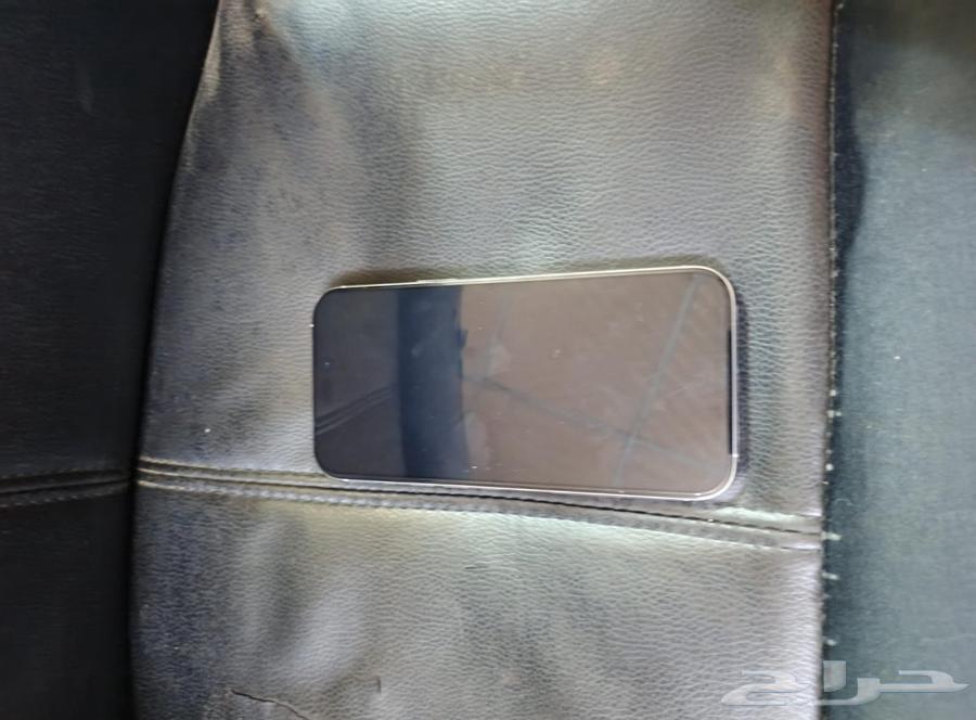 ايفون 16 برو ماكس . اللون ابيض. حالة الجديد. السعر 4200 ريال64607221654786113