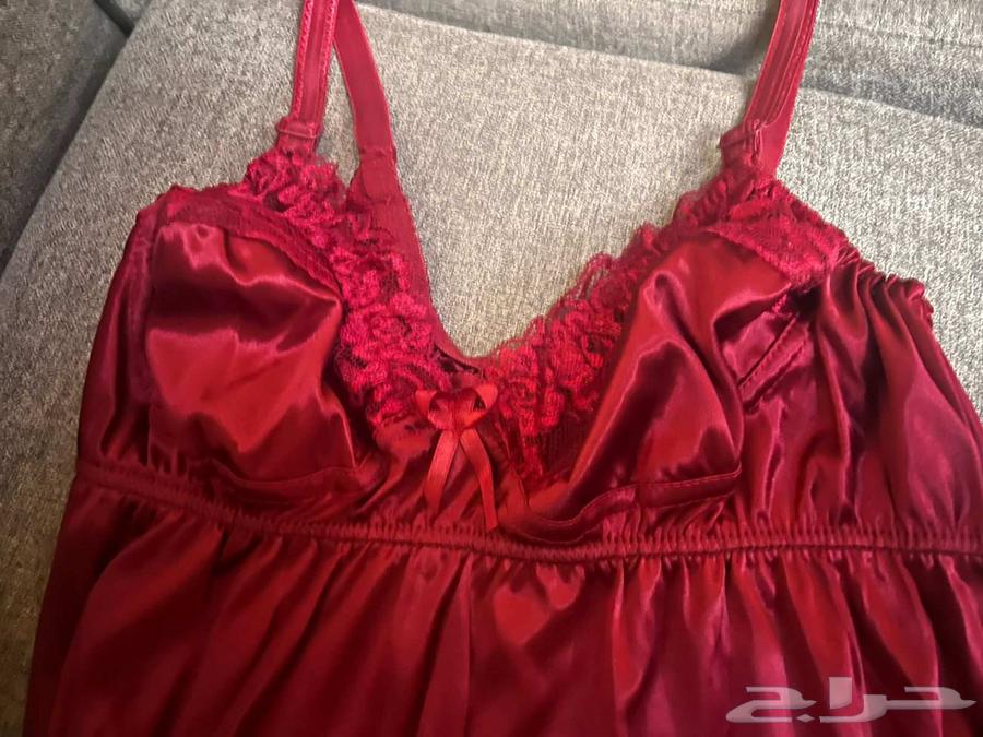 درع عدني احمر غامق فخم قطعتين64610791127553111