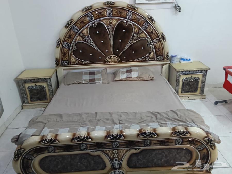 غرفة نوم من غير دولاب للبيع 250 ريال64612623751938111