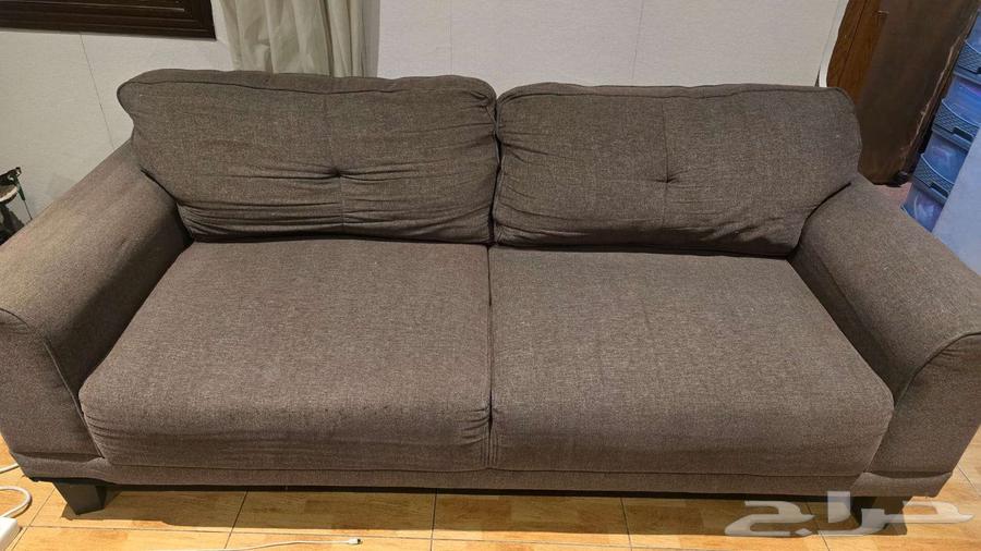 فرش بيت مستعمل في الملز64606189264898114