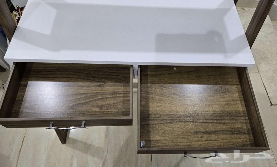 مكتب مع رفوف   طاولة تقديم64614472104065111